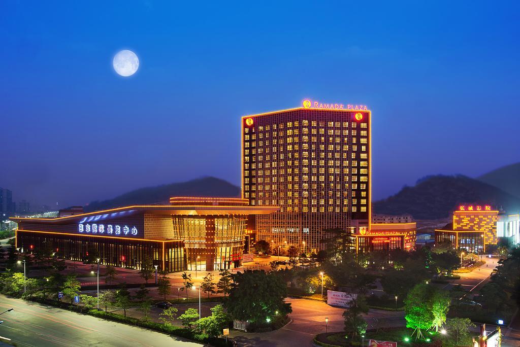 Hôtel Ramada Plaza Huizhou East à Huidong Extérieur photo